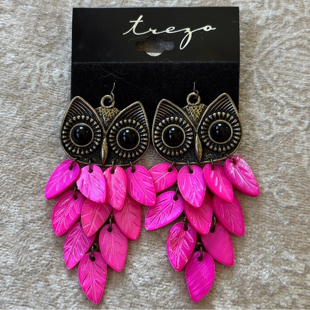 Brand New Trezo Bronze Beaded Pink Shell Owl Drop Earrings